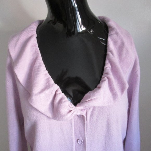 Taylor Marcs soft lilac ruffle neck cardigan - Picture 1 of 7
